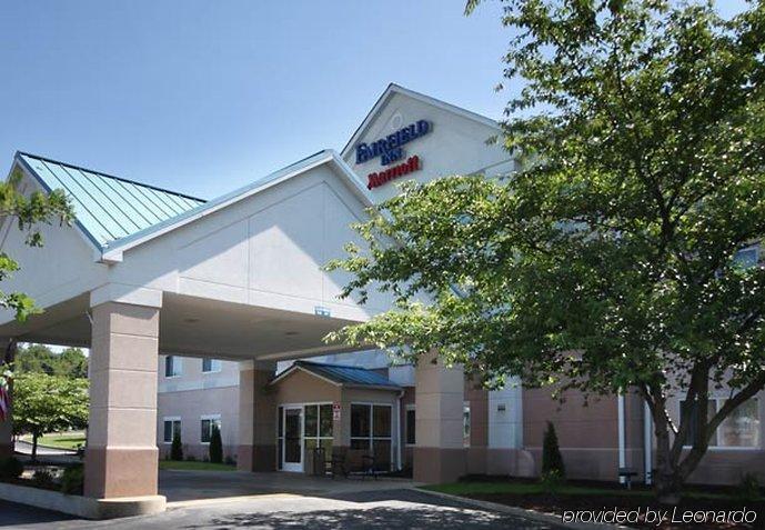 Wingate By Wyndham Uniontown Hotel Exterior photo